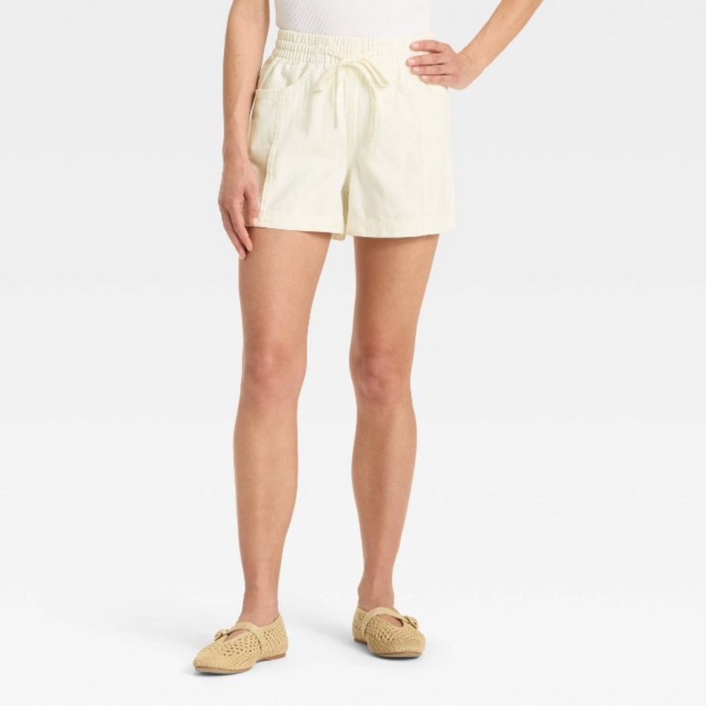 NWT white denim drawstring shorts, size M